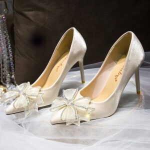 Low Heel Bridal Shoes for City Hall Weddings: Minimal, Elegant, and Walkable